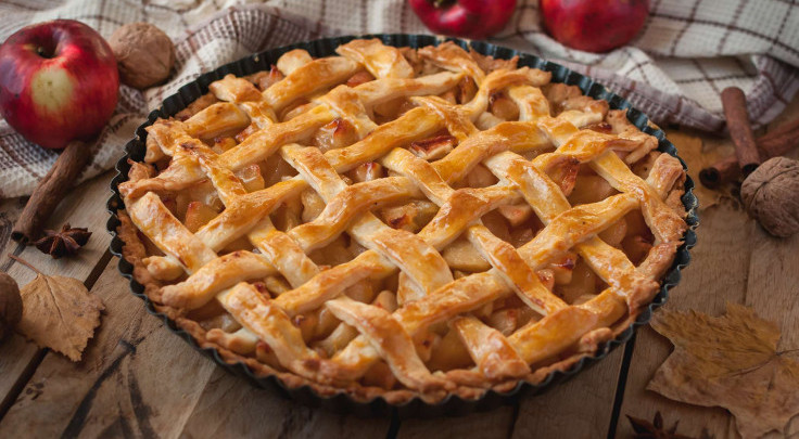 Традиционный яблочный пирог