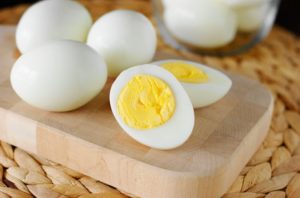 отварных яиц
