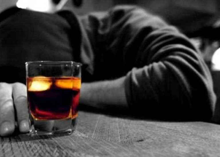 Как победить алкоголизм: эффективный заговор от пьянства